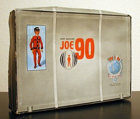 Joe 90 Outfit box
